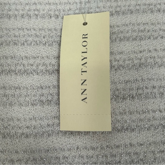 Ann Taylor Shimmery Cream Ribbed 3/4 Sleeve Blouse - Picture 10 of 14